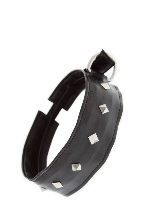 GP COLLAR WITH STUDS -